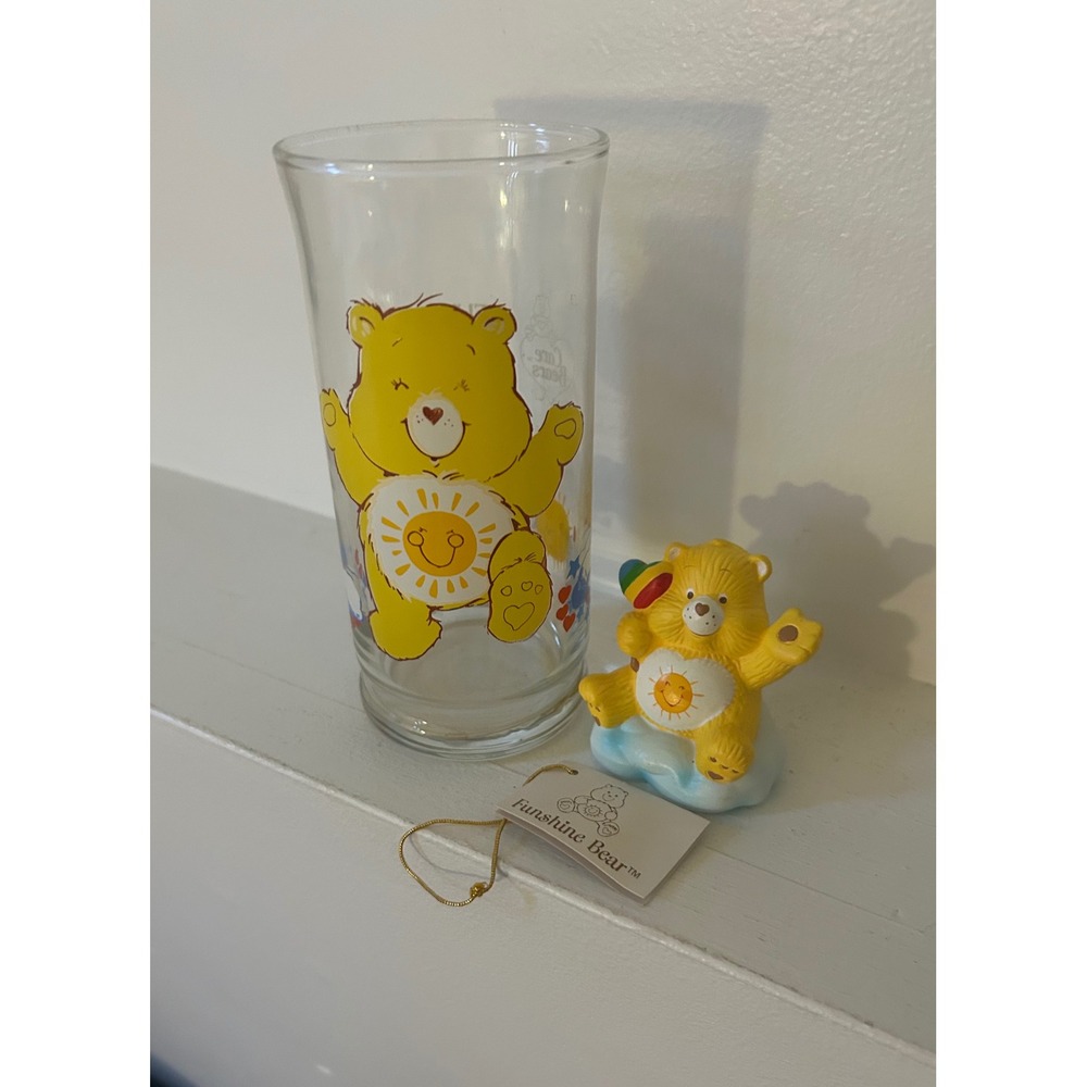 Vtg 1983 Care Bears Funshine Bear Pizza Hut Collector Glass & Mini Care Bear